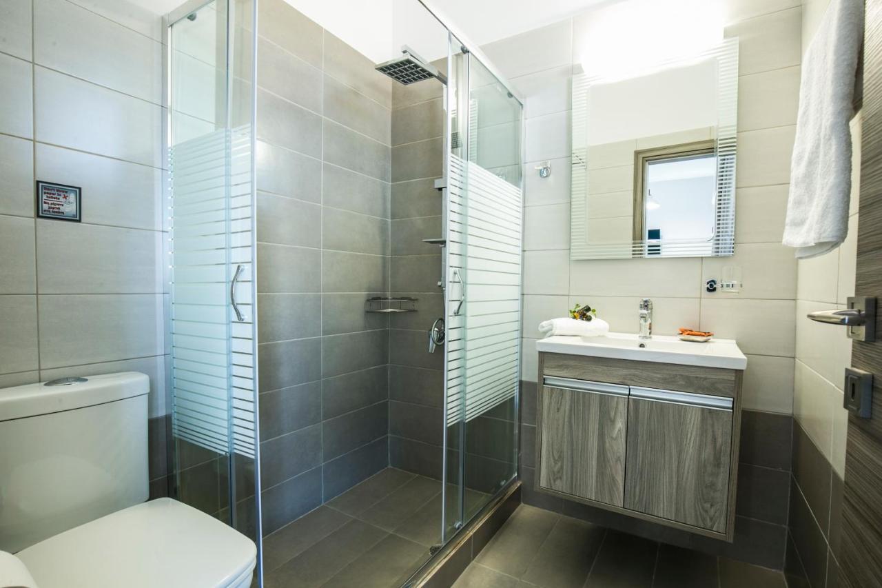 Kolimbito Sea Side Apartment Фаласарна Екстериор снимка