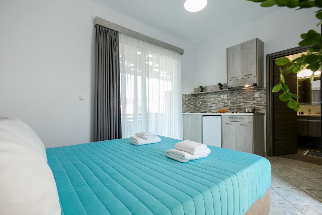 Kolimbito Sea Side Apartment Фаласарна Екстериор снимка