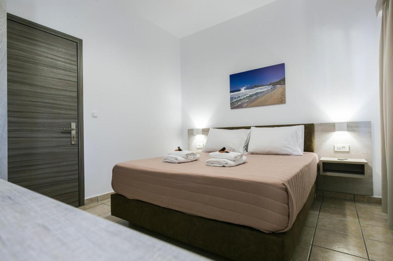 Kolimbito Sea Side Apartment Фаласарна Екстериор снимка